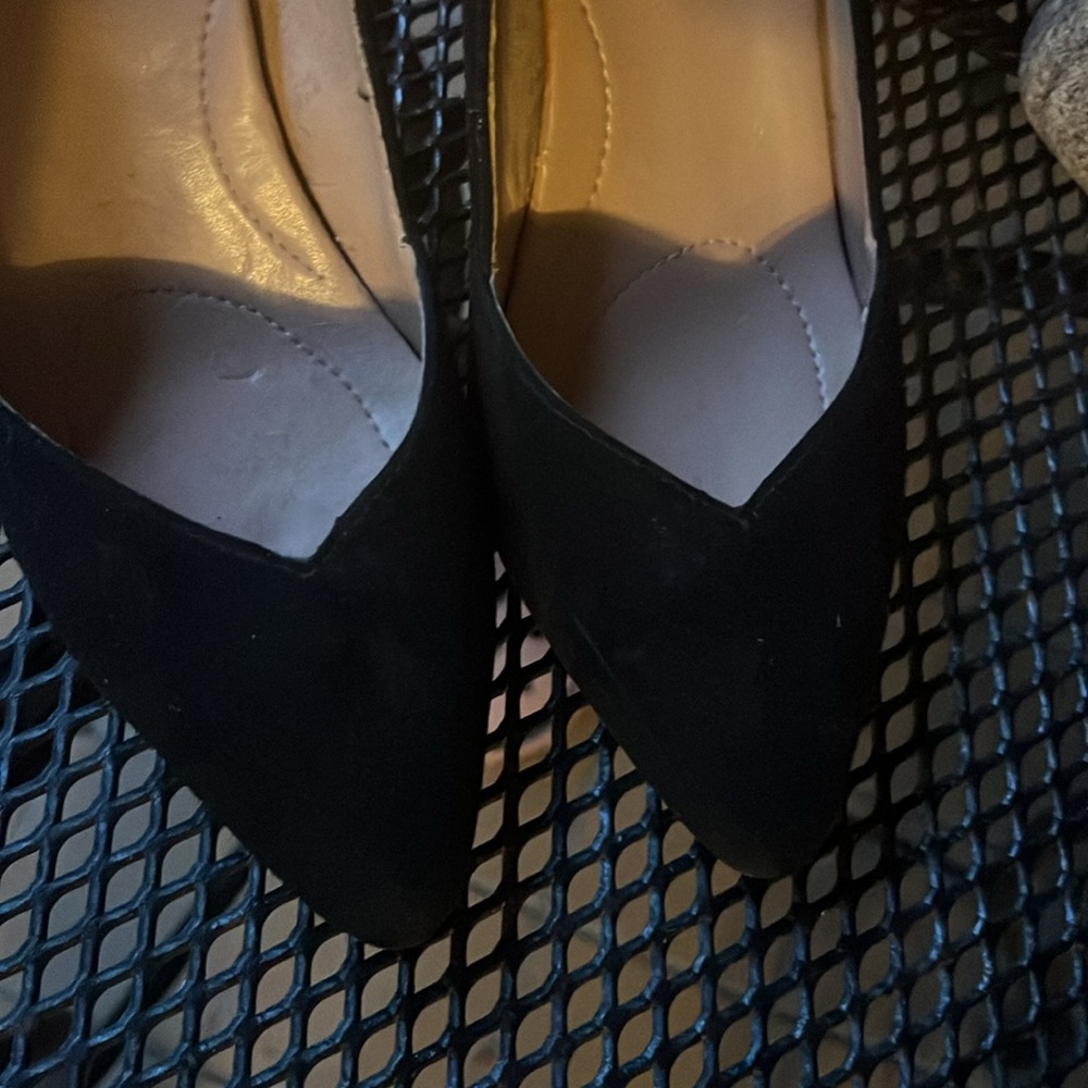 Elegant Black Kelly & Katie suede Women's Heels - Picture 4 of 6